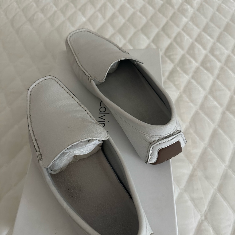 Calvin Klein White Leather Slip-On Loafers with Brown Heel Tab